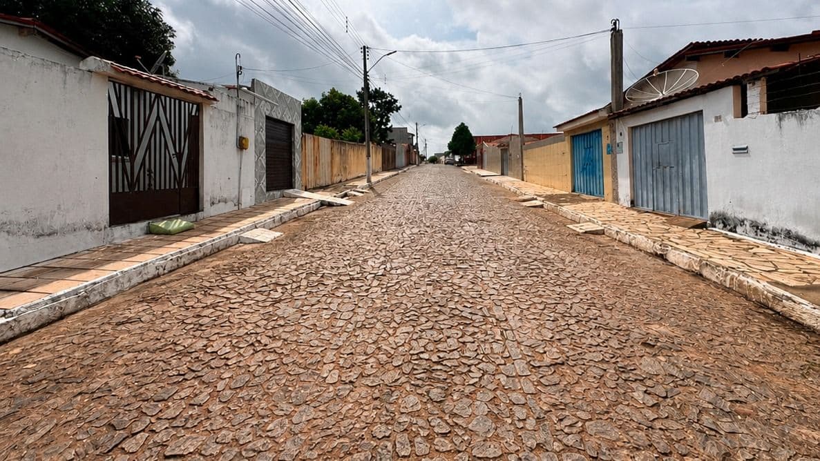 Prefeitura de Altaneira avança com obras do Programa Sinalize em parceria com o Estado