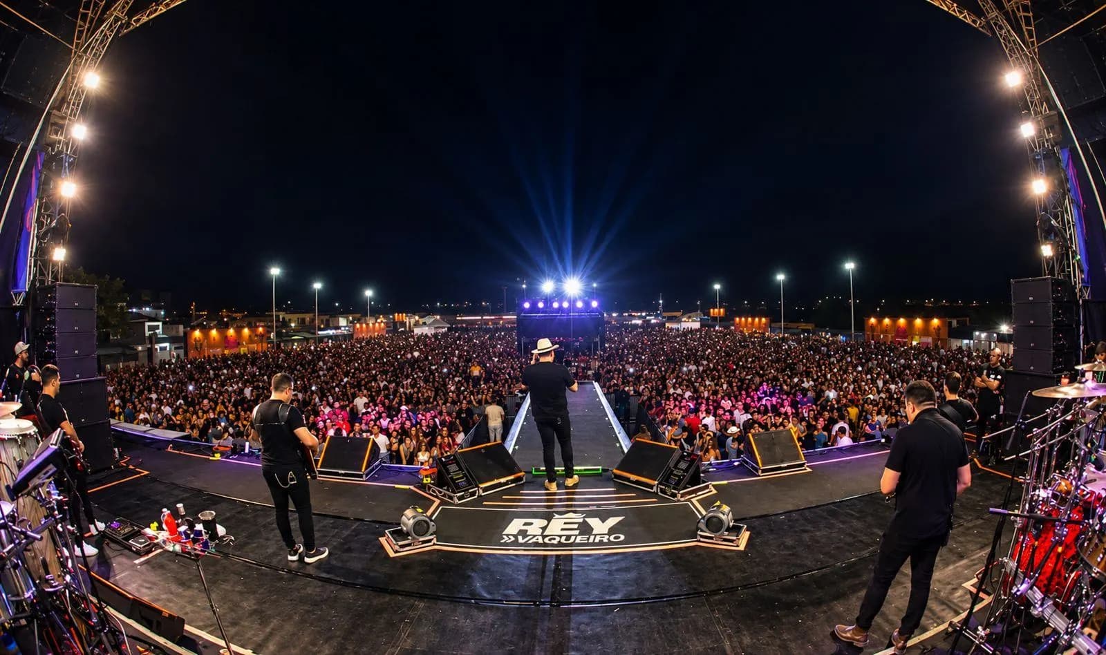 Expotengi reúne mais de 12 mil pessoas e promove a maior festa da história de Potengi