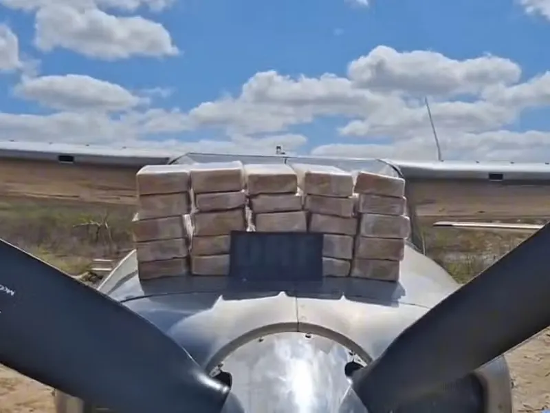Polícia apreende aeronaves e 25 kg de crack no Ceará