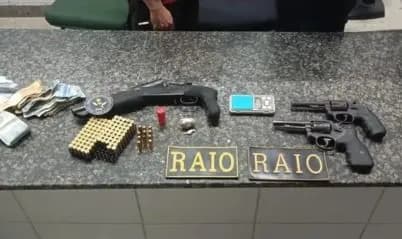 RAIO apreende armas, munições e drogas no Crato